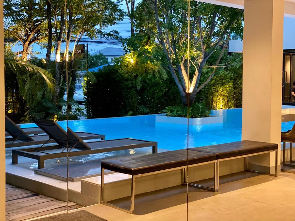 Por Daowadung Hotel Chiang Mai Eksteriør billede